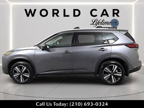 Used 2024 Nissan Rogue SL w/ SL Premium Package FWD image 4