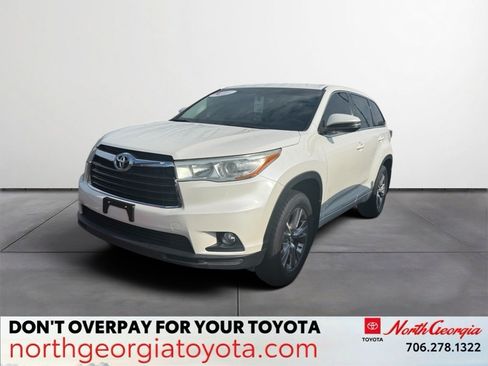 Certified 2016 Toyota Highlander Plus AWD/4WD image 1