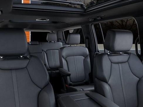 New 2026 Jeep Grand Wagoneer image 26