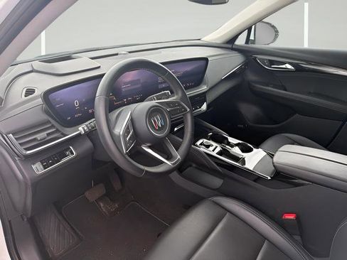 Used 2025 Buick Envision Preferred AWD/4WD image 7