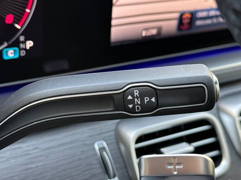 New 2026 Mercedes-Benz GLS 450 4MATIC image 19