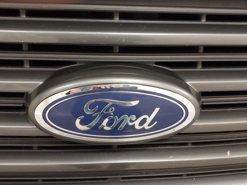 Used 2016 Ford F150 XLT w/ Equipment Group 302A Luxury image 31