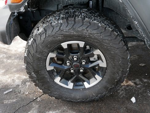 Used 2024 Jeep Wrangler Unlimited Rubicon image 15