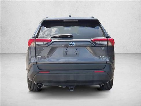 Used 2022 Toyota RAV4 XLE w/ Convenience Package AWD/4WD image 7