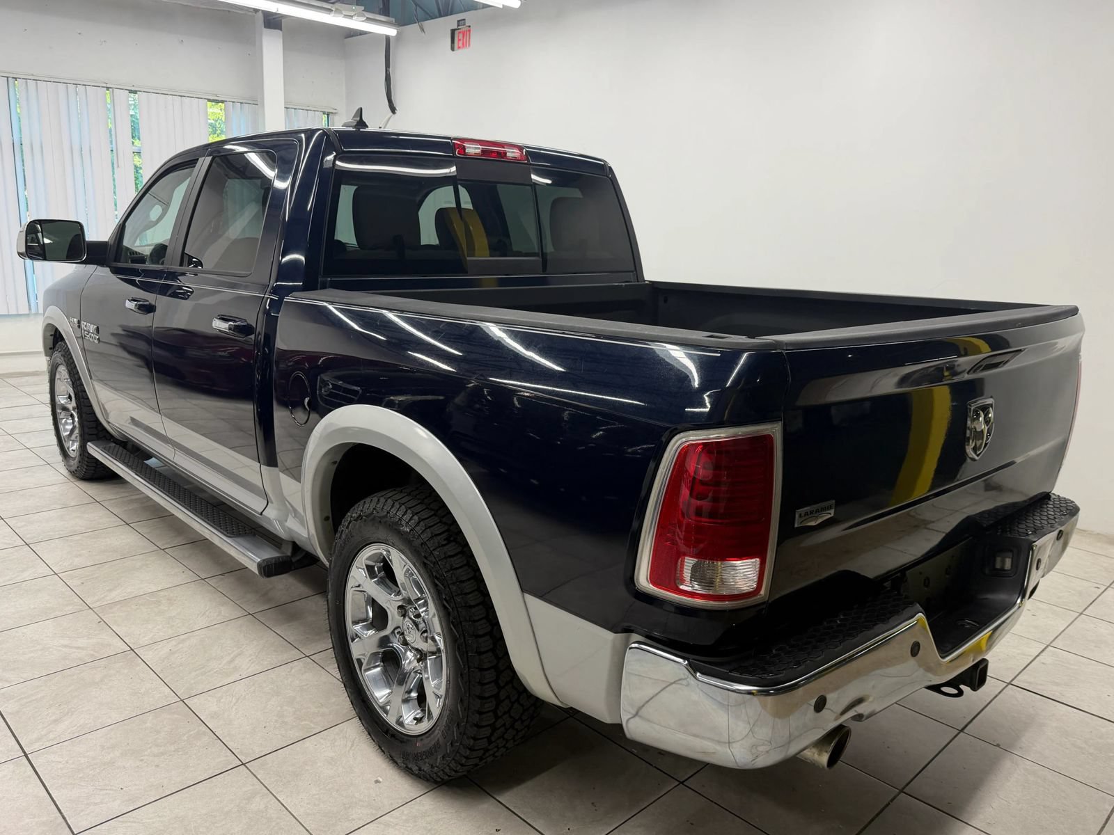 Used 2013 RAM 1500 Laramie w/ Convenience Group AWD/4WD image 7