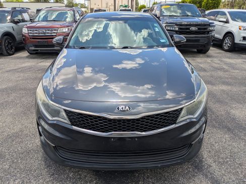 Used 2017 Kia Optima LX FWD image 10