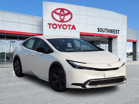 New 2026 Toyota Prius Plug-In Hybrid FWD image 1