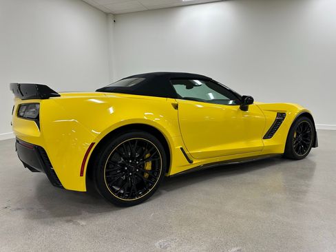 Used 2016 Chevrolet Corvette Z06 w/ C7.r Special Edition image 11