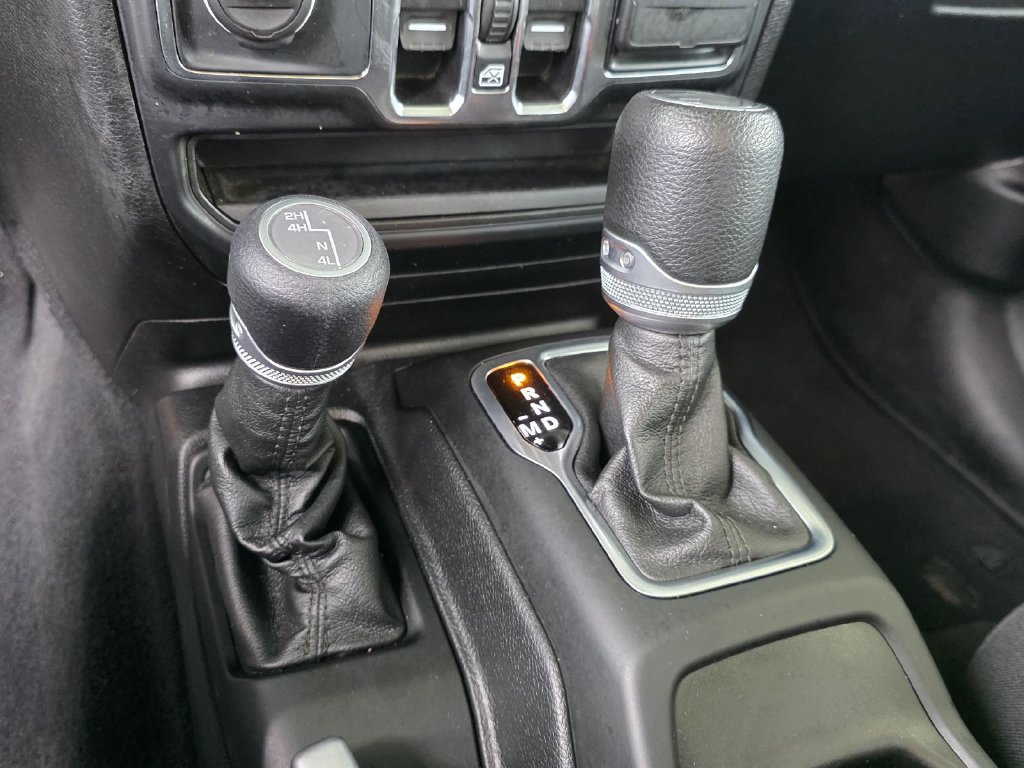 Used 2021 Jeep Gladiator Sport AWD/4WD image 20