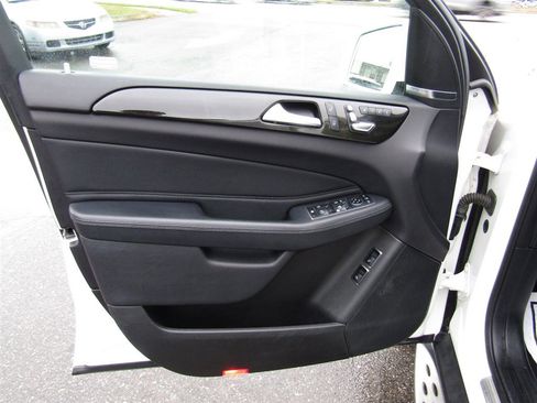 Used 2018 Mercedes-Benz GLS 450 4MATIC image 14