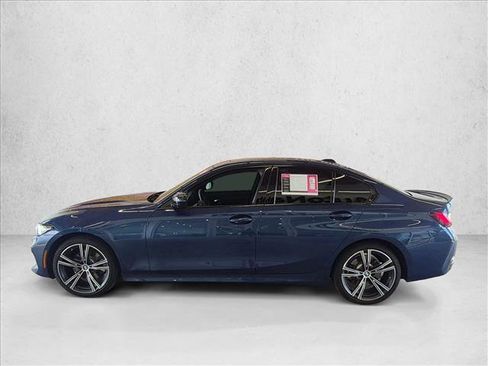 Used 2024 BMW 330i Sedan w/ Convenience Package RWD image 9