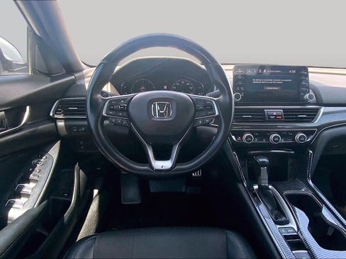 Used 2018 Honda Accord Sport image 6