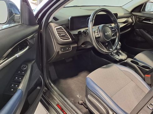 Used 2024 Kia Seltos S AWD/4WD image 6