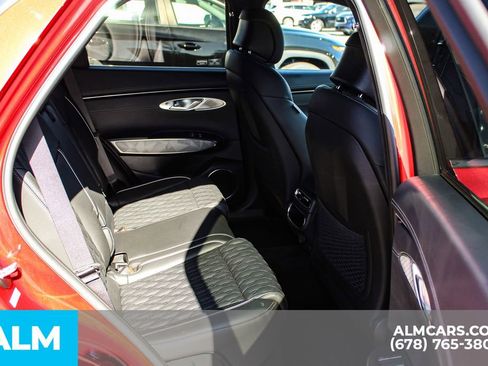 Used 2025 Genesis GV70 3.5T Sport w/ Sport Advanced Package image 15