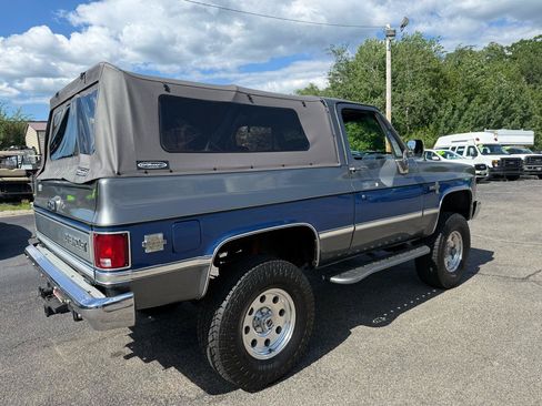 Used 1988 Chevrolet Blazer 4WD image 21