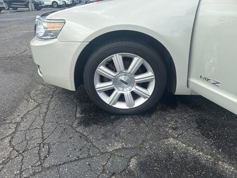 Used 2007 Lincoln MKZ image 49