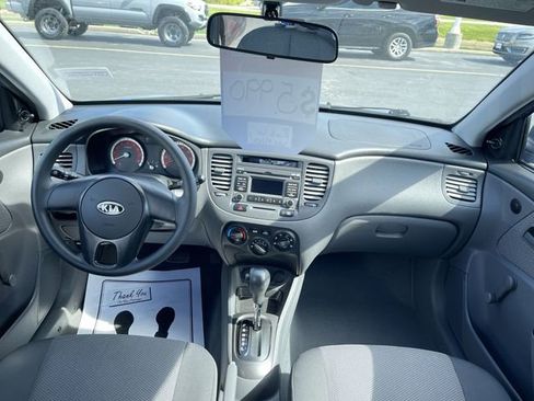 Used 2010 Kia Rio5 FWD image 17
