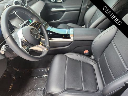 Certified 2026 Mercedes-Benz GLC 300 image 3