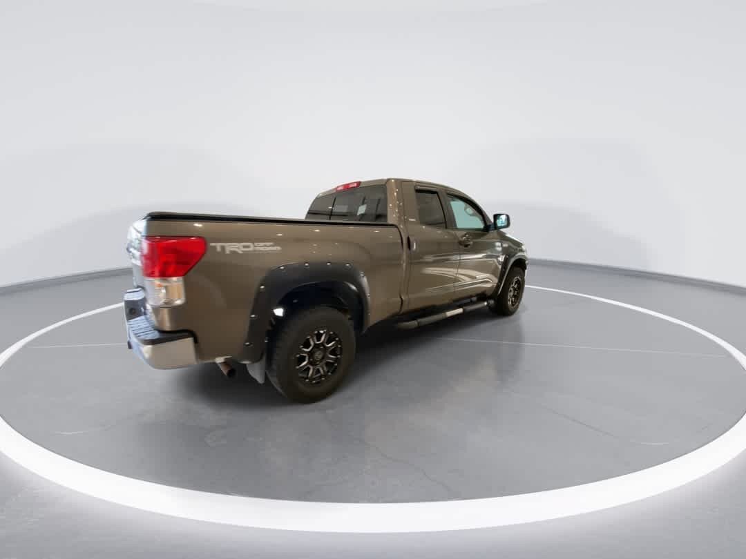 Used 2011 Toyota Tundra 4x4 Double Cab w/ TRD Off-Road Pkg image 8