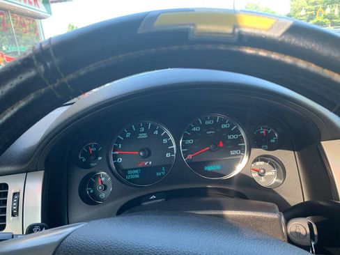 Used 2013 Chevrolet Tahoe LT AWD/4WD image 20