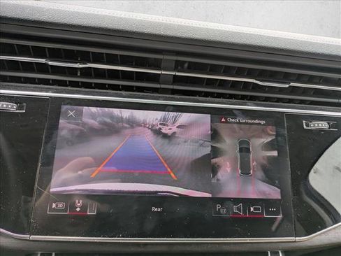 Used 2023 Audi Q7 3.0T Prestige w/ Prestige Package image 13