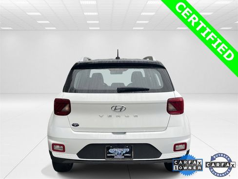 Certified 2025 Hyundai Venue Limited image 6