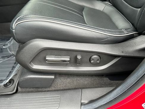 Used 2025 Honda Pilot Elite image 24