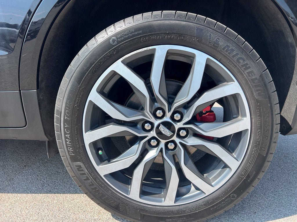 Used 2024 Cadillac XT5 Sportv w/ Platinum Package AWD/4WD image 12