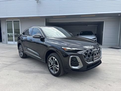 New 2026 Audi Q5 Premium AWD/4WD image 3