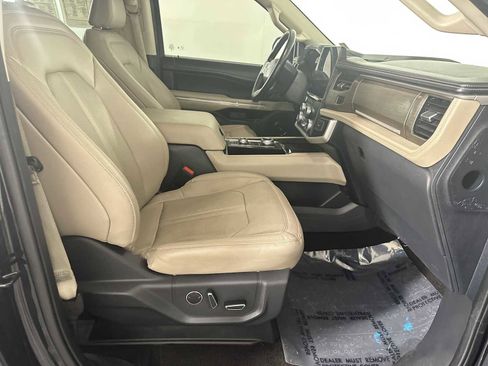 Certified 2023 Ford Expedition Limited image 22