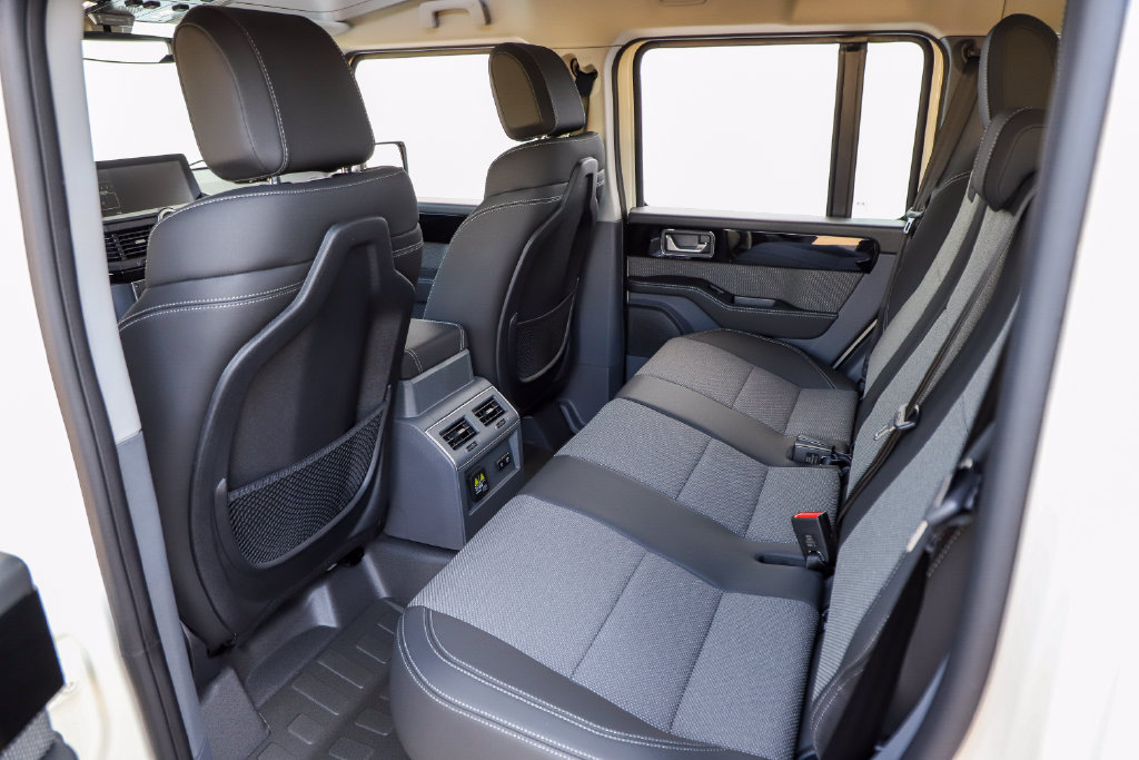 New 2026 INEOS Grenadier Station Wagon AWD/4WD image 31