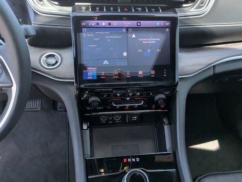 Used 2025 Jeep Grand Cherokee L Limited w/ Luxury Tech Group II RWD image 25