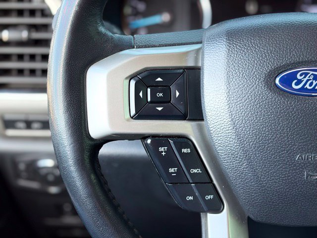 Used 2022 Ford F450 Lariat w/ Lariat Value Package AWD/4WD image 32