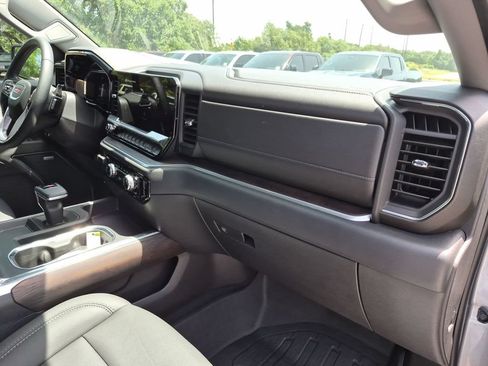 New 2026 GMC Sierra 1500 SLT AWD/4WD image 42