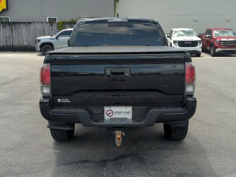 Used 2022 Toyota Tacoma TRD Pro AWD/4WD image 5