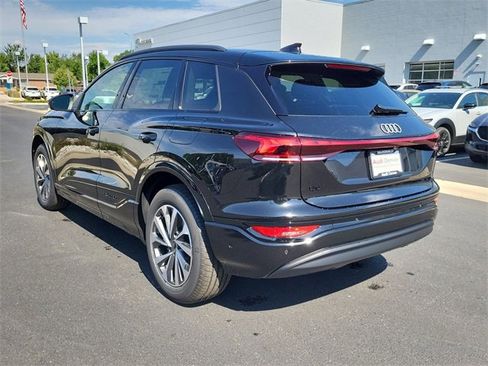 New 2025 Audi Q6 e-tron Premium Plus w/ Premium Plus image 3