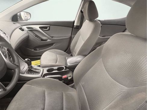 Used 2016 Hyundai Elantra SE image 10