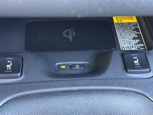 Used 2024 Toyota Corolla XLE FWD image 22