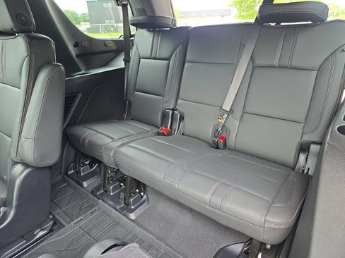 Used 2025 Chevrolet Tahoe RST w/ Comfort Package RWD image 34