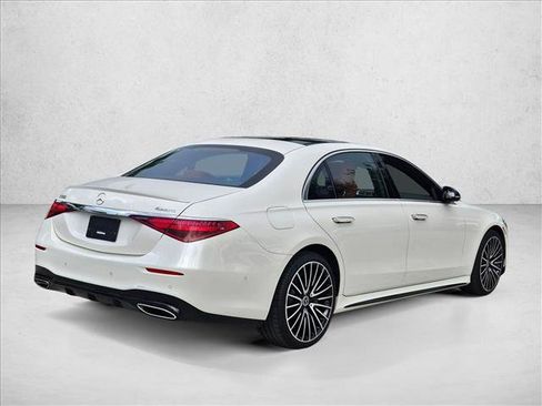 Used 2022 Mercedes-Benz S 580 4MATIC Sedan image 5