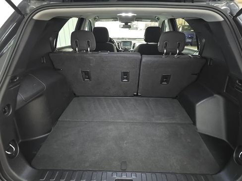 Used 2018 Chevrolet Equinox LT image 11