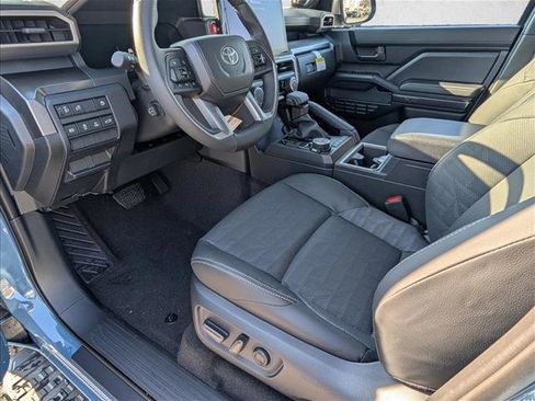 New 2025 Toyota 4Runner TRD Off-Road Premium image 4