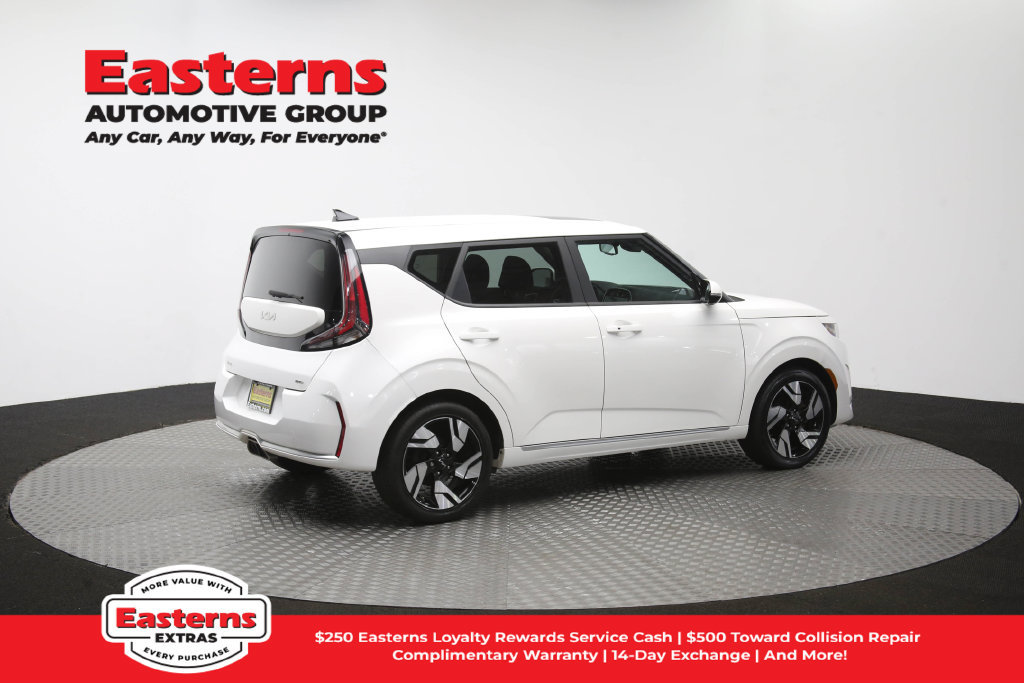 Used 2023 Kia Soul GT-Line FWD image 43