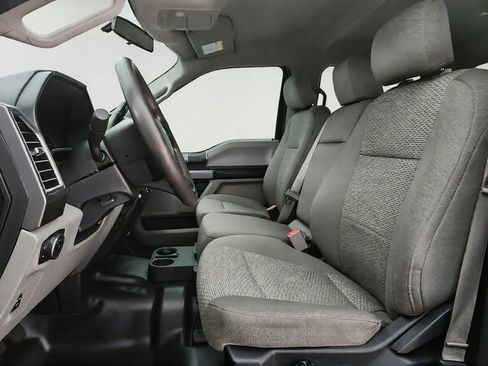 Used 2016 Ford F150 XLT AWD/4WD image 8