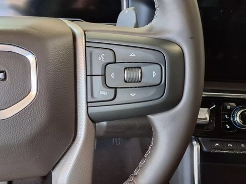 Used 2025 GMC Sierra 1500 Denali w/ Denali Reserve Package AWD/4WD image 11