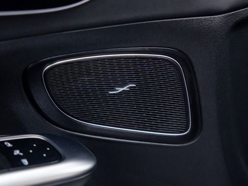 New 2026 Mercedes-Benz C 43 AMG 4MATIC Sedan image 16