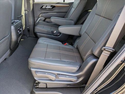 New 2026 Chevrolet Tahoe High Country RWD image 15