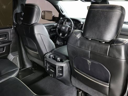 Used 2019 RAM 2500 Limited image 41