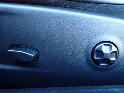 Used 2018 Dodge Challenger SXT Plus image 11