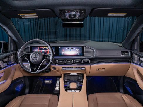 New 2026 Mercedes-Benz GLS 450 4MATIC image 14